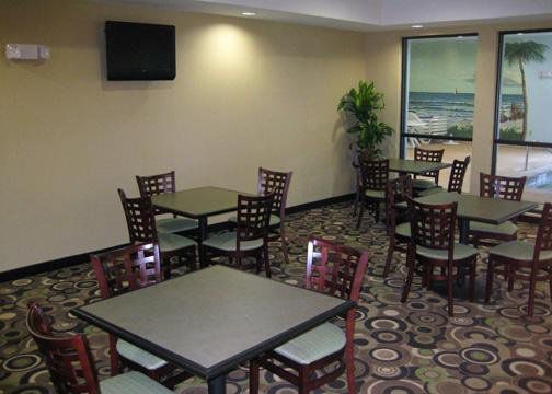 Hometown Executive Suites Bridgeport Ресторан фото